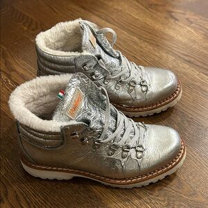 Montelliana Silver Winter Boots
